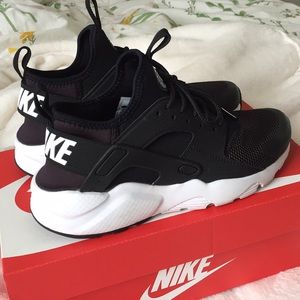 Nike Air Huarache Run Ultra